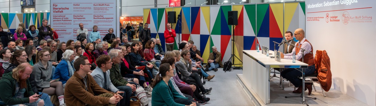 Bühnengespräch auf der Bühne "Die Unabhängigen" der Buchmesse 2025 Bühnengespräch auf der Bühne "Die Unabhängigen" der Buchmesse 2025