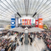Rote Treppe auf der Leipziger Buchmesse 2023