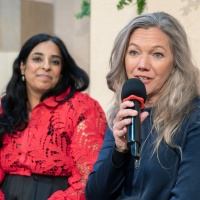 Maja Lunde and Lubna Jaffery (Minister of Culture and Equality of the Kingdom of Norway) during a stage conversation at the Norway 2025 Guest of Honor pavilion at the Leipzig Book Fair 2025
