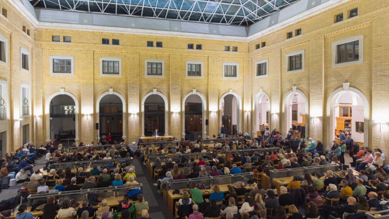 Leipzig liest event with Bernhard Schlink in front of a full audience during Leipziger Buchmesse 2026